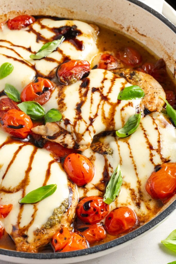 Easy Chicken Caprese Skillet - Wellness by Kay