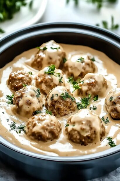 Irresistible Crockpot Swedish Meatballs for Cozy Nights