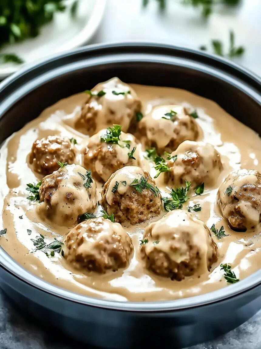 Irresistible Crockpot Swedish Meatballs for Cozy Nights