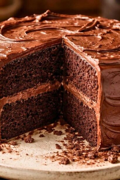 Portillo's Chocolate Cake Recipe - Zoey Cooks