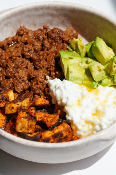 Viral Hot Honey Ground Beef Bowls - Wellness by Kay