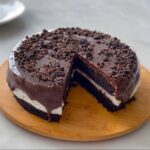 3-Ingredient TikTok Oreo Cake (No Oven Needed!) - Snack On Meat