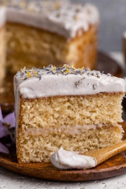 London Fog Cake – A Soft, Elegant Earl Grey Dessert - Snack On Meat