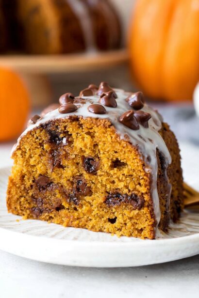 Pumpkin Chocolate Chip Cake - Snack On Meat