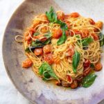 Cherry tomato and basil pasta - foodnibble.com