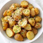 Garlic Butter Potatoes recipe - foodnibble.com